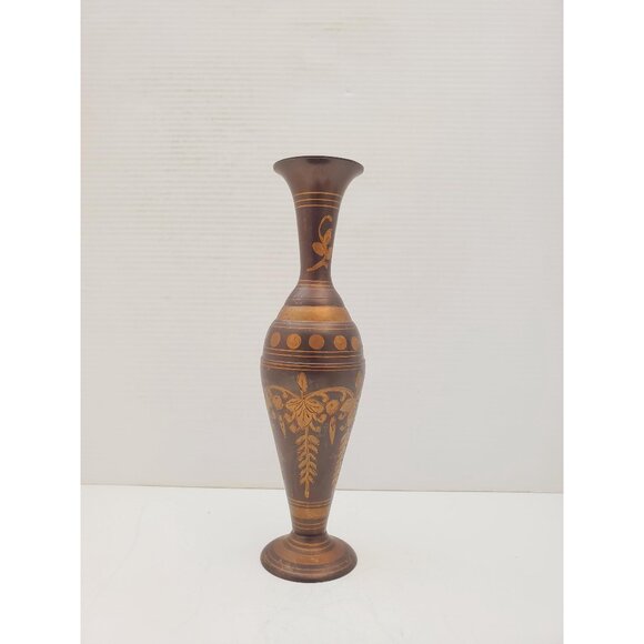 Vintage Etched Flower Pattern Brass Vase - Aged Vintage Patina - Made in India - - Picture 1 of 10